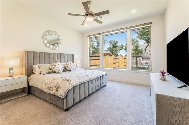 718 Whitetail DR, Round Rock, TX 78681