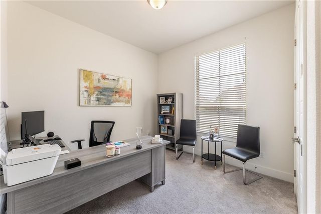 718 Whitetail DR, Round Rock, TX 78681