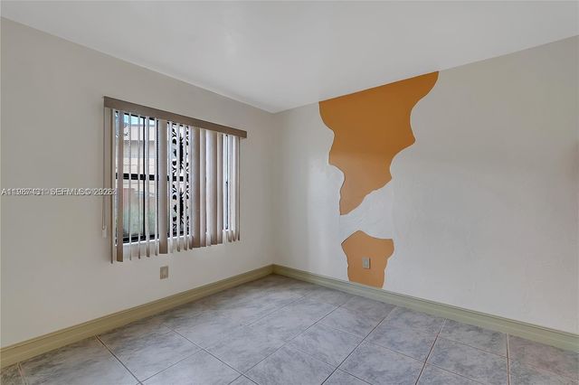 6580 W 27th Ct 58-12, Hialeah, FL 33016