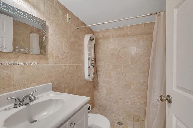 6580 W 27th Ct 58-12, Hialeah, FL 33016