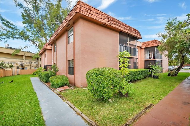 6580 W 27th Ct 58-12, Hialeah, FL 33016