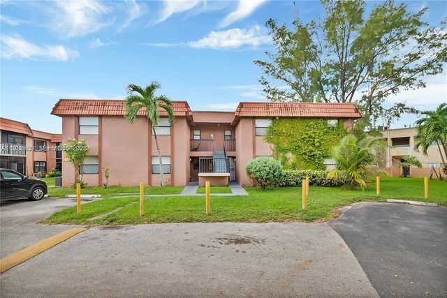 6580 W 27th Ct 58-12, Hialeah, FL 33016