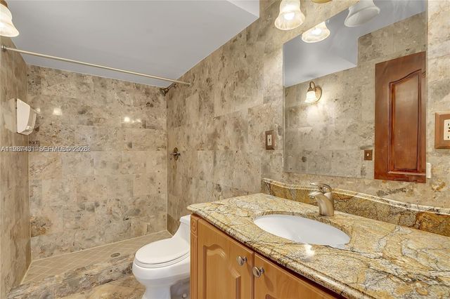 6580 W 27th Ct 58-12, Hialeah, FL 33016