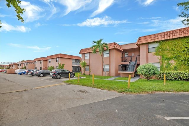 6580 W 27th Ct 58-12, Hialeah, FL 33016