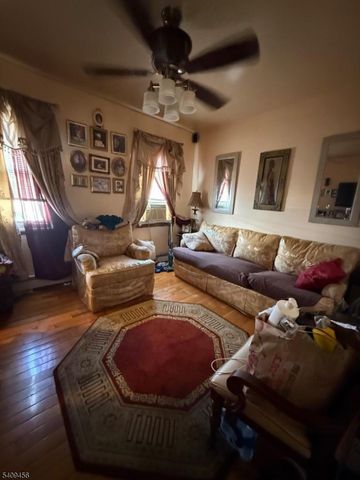 744 Trumbull St, Elizabeth City, NJ 07201