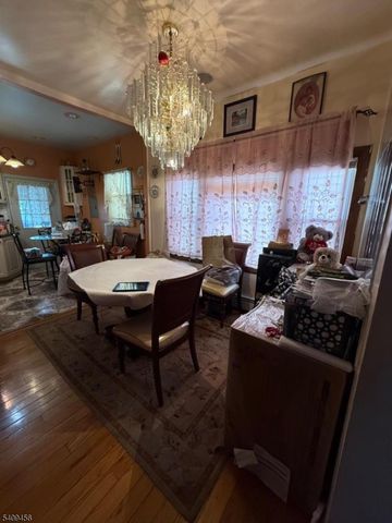 744 Trumbull St, Elizabeth City, NJ 07201