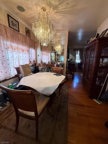 744 Trumbull St, Elizabeth City, NJ 07201