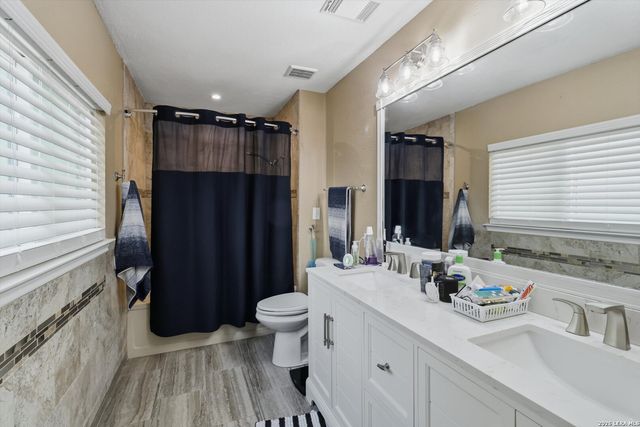 4823 CORIAN SPRINGS DR, San Antonio, TX 78247