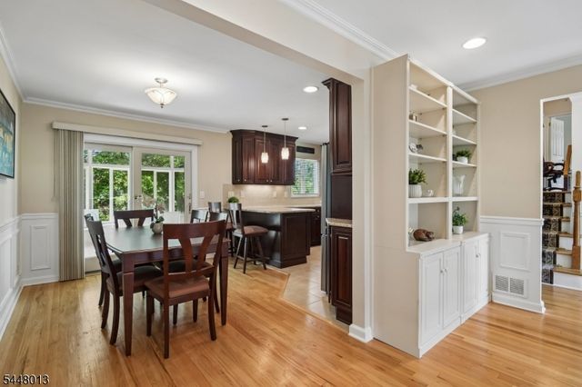11 COLONIAL WAY, Livingston Twp., NJ 07039