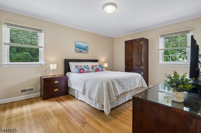 11 COLONIAL WAY, Livingston Twp., NJ 07039