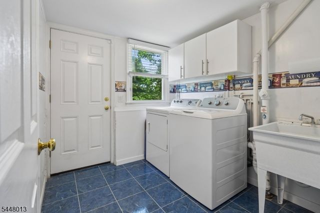 11 COLONIAL WAY, Livingston Twp., NJ 07039