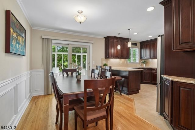 11 COLONIAL WAY, Livingston Twp., NJ 07039