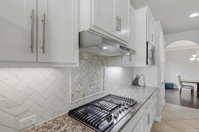 431 Tranquil Oak, San Antonio, TX 78260