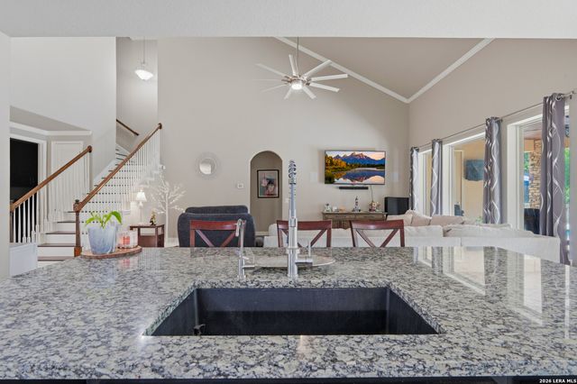 431 Tranquil Oak, San Antonio, TX 78260
