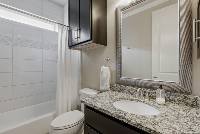 431 Tranquil Oak, San Antonio, TX 78260