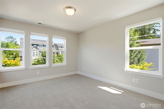 11795 155th Avenue NE, Redmond, WA 98052