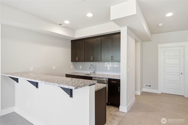 11795 155th Avenue NE, Redmond, WA 98052