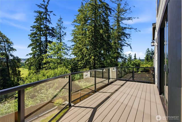 11795 155th Avenue NE, Redmond, WA 98052