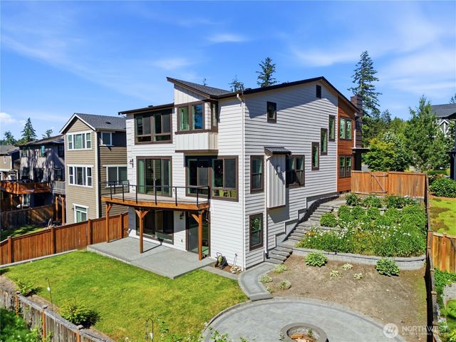 11795 155th Avenue NE, Redmond, WA 98052