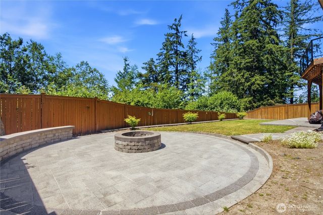 11795 155th Avenue NE, Redmond, WA 98052