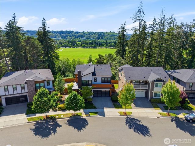 11795 155th Avenue NE, Redmond, WA 98052