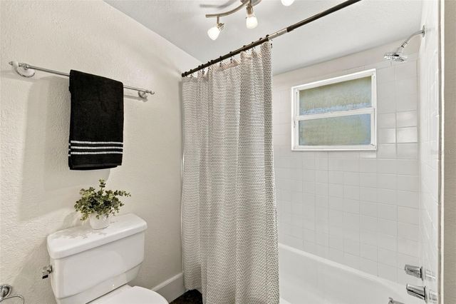 714 W PENINSULAR STREET, Tampa, FL 33603
