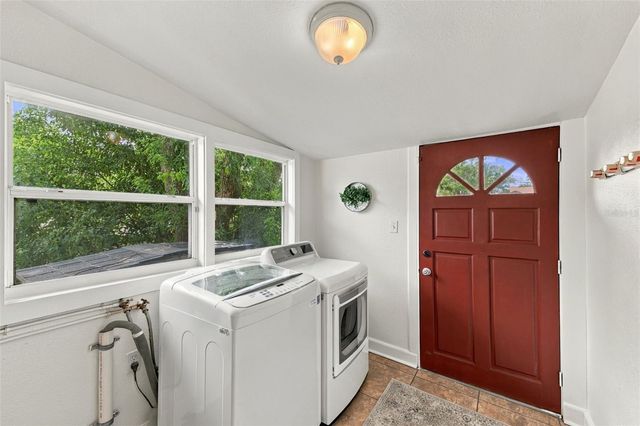 714 W PENINSULAR STREET, Tampa, FL 33603