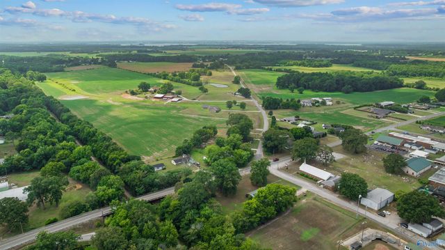19664 Huntsville Brownsferry Road, Tanner, AL 35671