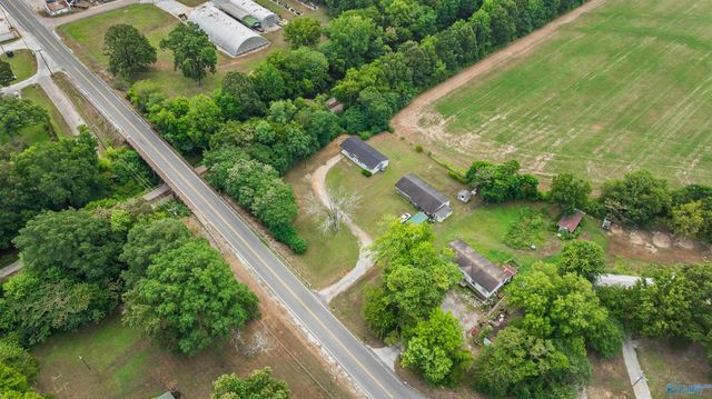 19664 Huntsville Brownsferry Road, Tanner, AL 35671