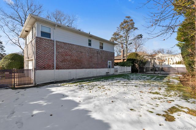 1355 Sally Court, East Meadow, NY 11554