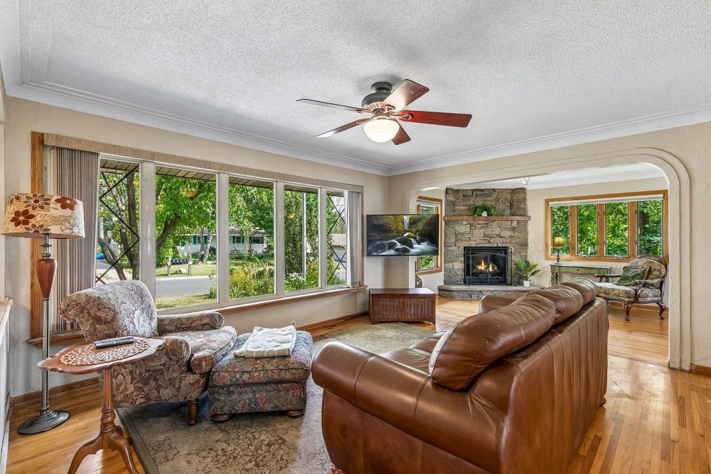 12718 Dupont Avenue S, Burnsville, MN 55337 — photo 2