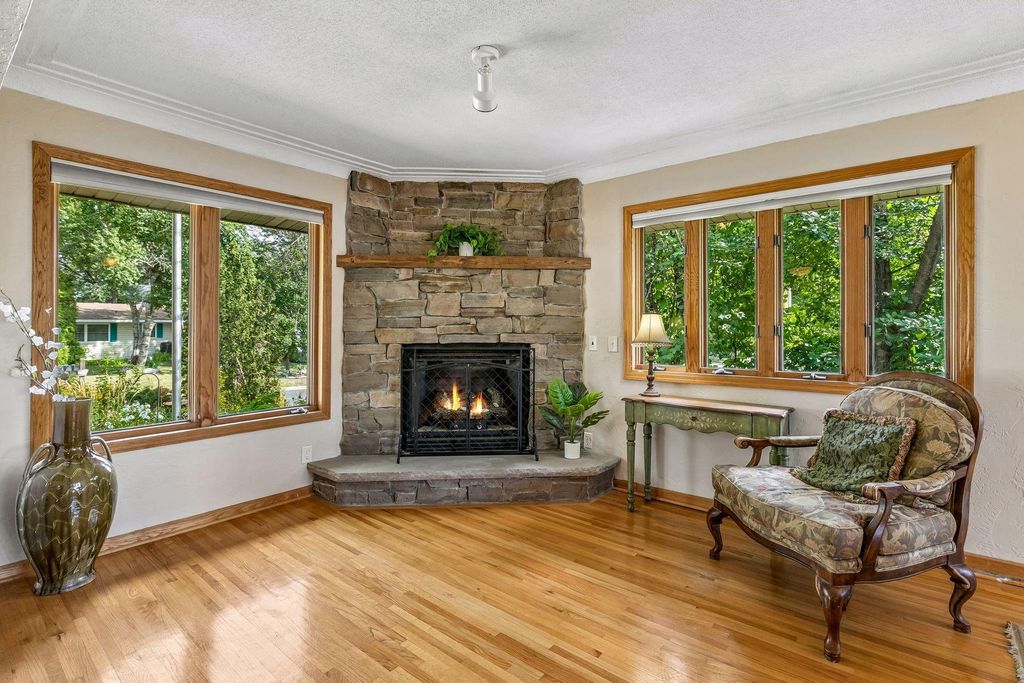 12718 Dupont Avenue S, Burnsville, MN 55337 — photo 4