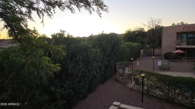 16616 E PALISADES Boulevard 109, Fountain Hills, AZ 85268