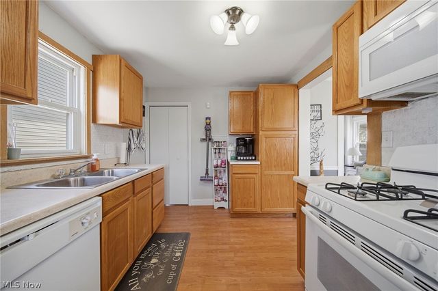 714 Grant Avenue, Cuyahoga Falls, OH 44221