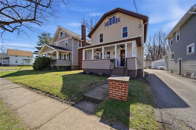 714 Grant Avenue, Cuyahoga Falls, OH 44221