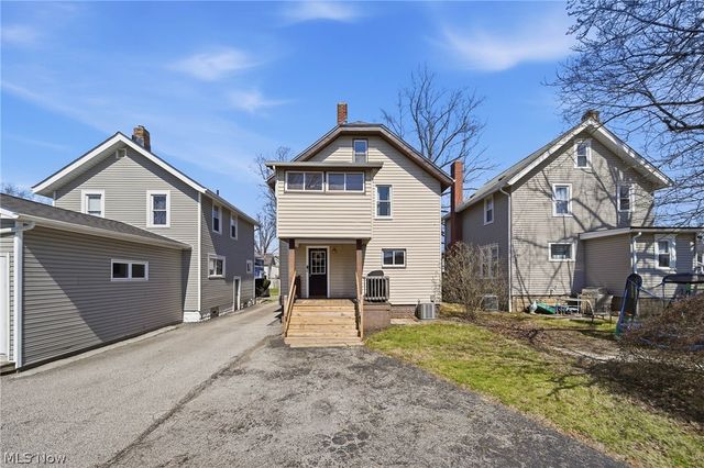 714 Grant Avenue, Cuyahoga Falls, OH 44221