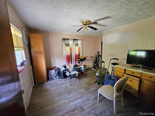8520 Alpine Street, Detroit, MI 48204