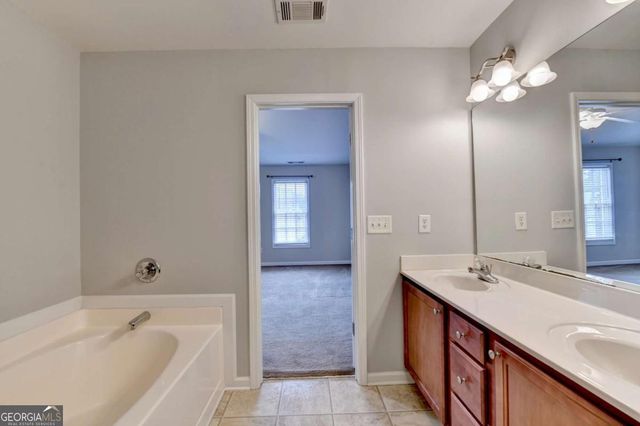 2712 Beynon Lane, Suwanee, GA 30024