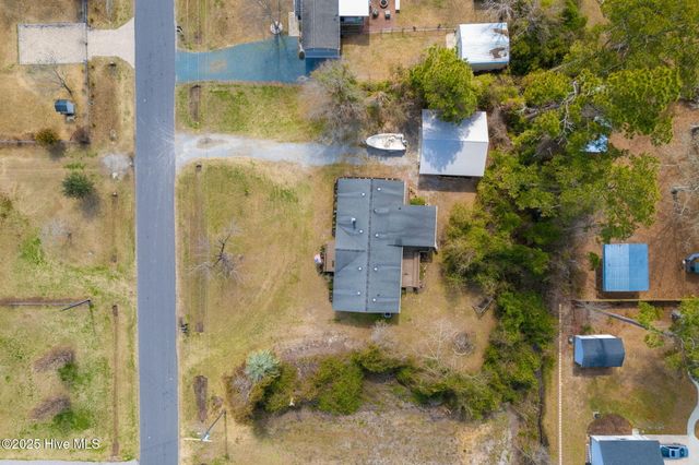122 Lejeune Road, Cape Carteret, NC 28584