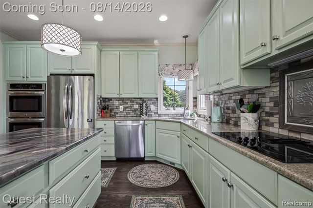 56439 Nickelby, Shelby Twp, MI 48316