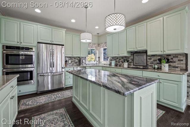 56439 Nickelby, Shelby Twp, MI 48316