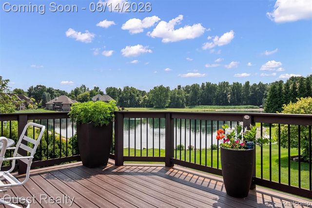 56439 Nickelby, Shelby Twp, MI 48316