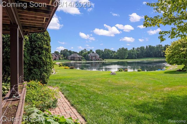 56439 Nickelby, Shelby Twp, MI 48316