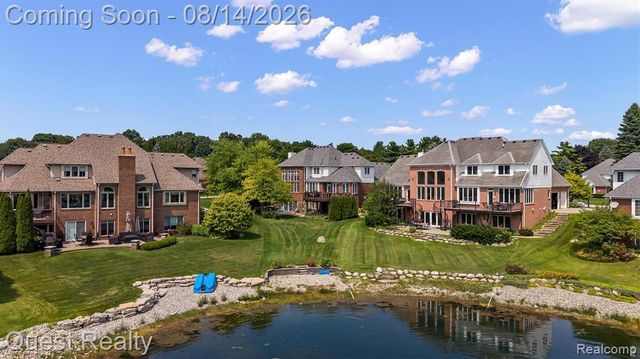 56439 Nickelby, Shelby Twp, MI 48316
