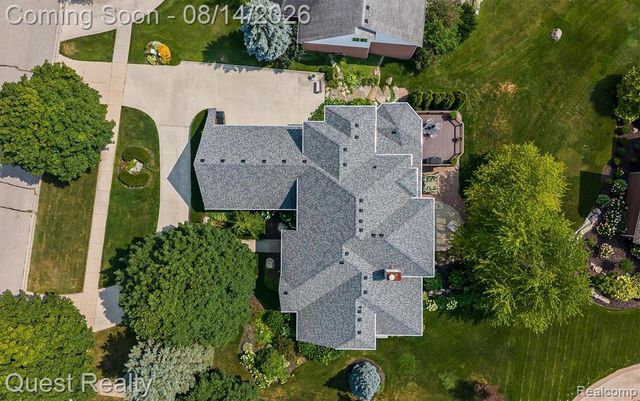 56439 Nickelby, Shelby Twp, MI 48316