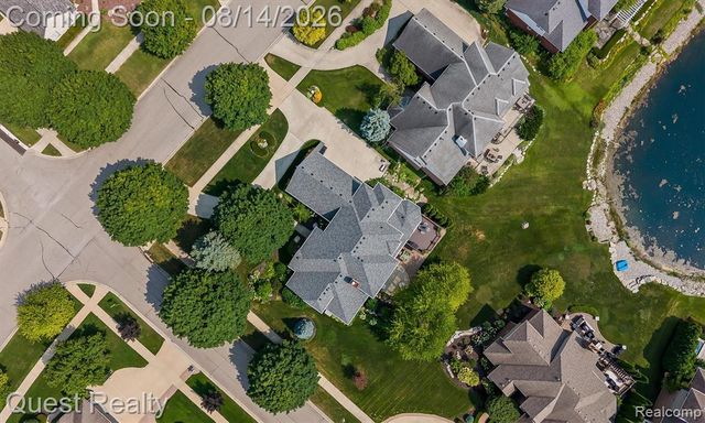 56439 Nickelby, Shelby Twp, MI 48316