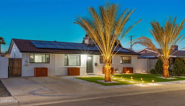 7514 E MORELAND Street, Scottsdale, AZ 85257