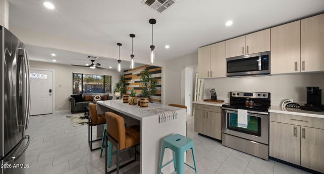 7514 E MORELAND Street, Scottsdale, AZ 85257