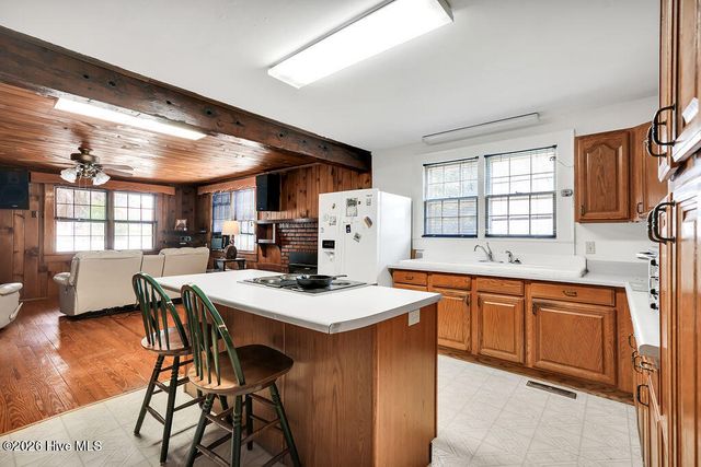 205 W Moore Street, Southport, NC 28461