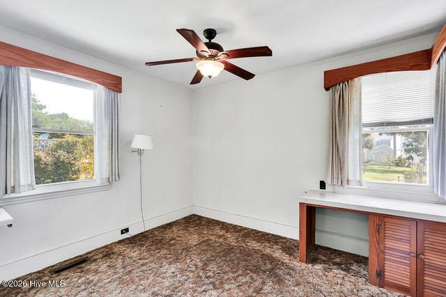 205 W Moore Street, Southport, NC 28461